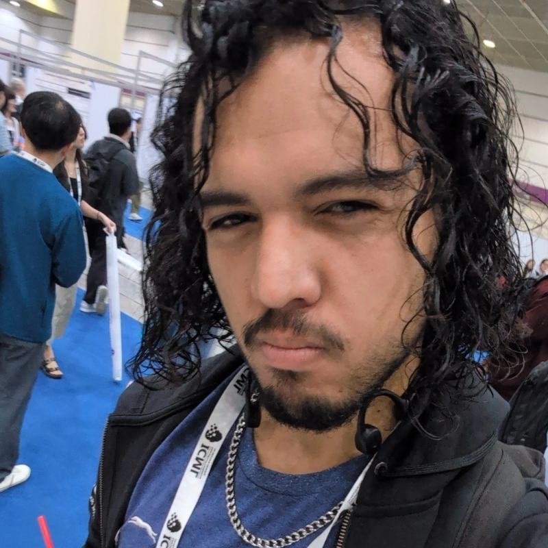 prof_pic_2026.png